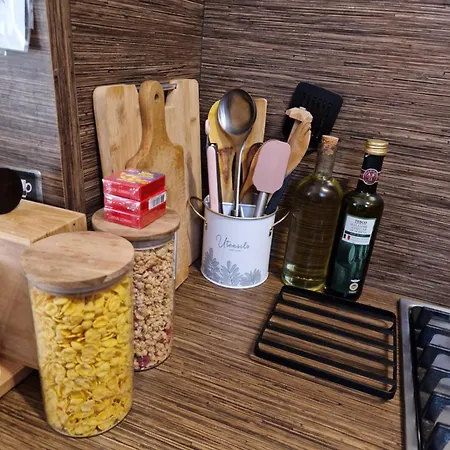 Touch Of History * ברטיסלאבה