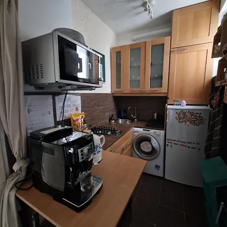 Touch Of History * ברטיסלאבה